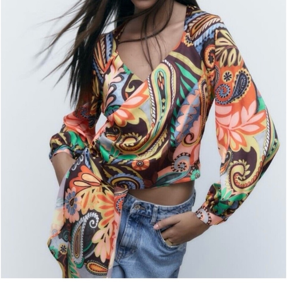 ZARA PRINTED TOP